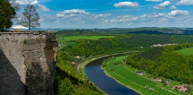 Elbe, Saksonya Knigstein
