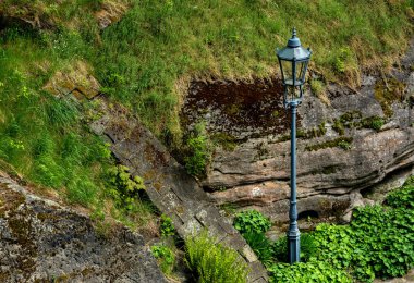 Bir kale üzerinde eski gaz fener