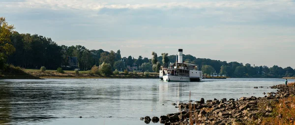 Hjulångaren Tur Floden Elbe Dresden — Stockfoto