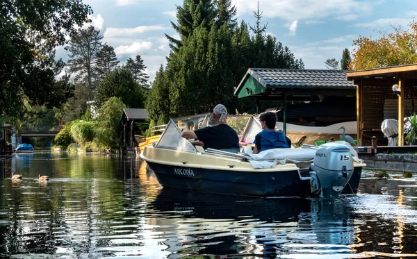 Bir Kanalı Güzel Küçük Kasaba Berlin Bölgesi Treptow Ait Venedik — Stok fotoğraf