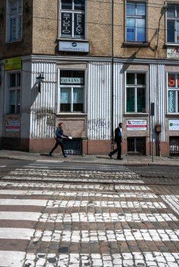 Polonya'nın Szczecin kentinde bir yaya geçidi