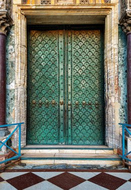 2019 sonbaharında lagün kenti Venedik 'ten manzaralar, Doge' s Palace, turistler ve diğer izlenimler