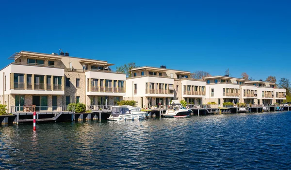 Poseer Casas Lago Tegel Berlín Reinickendorf —  Fotos de Stock