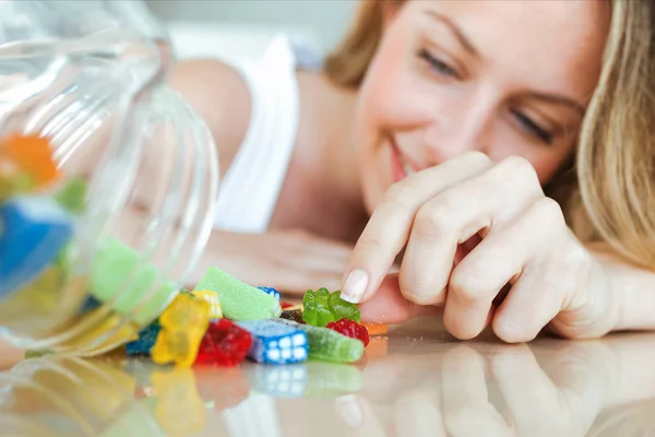 Close Pretty Young Woman Eating Colorful Jelly Candies Home Addiction — Stock Photo, Image