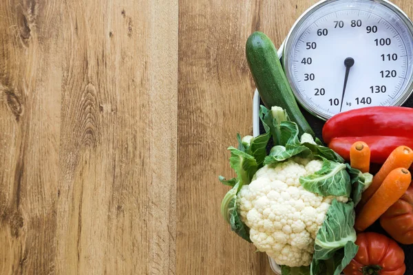 Close Fresh Vegetables Kitchen Scale Wood Background — Stock Photo, Image