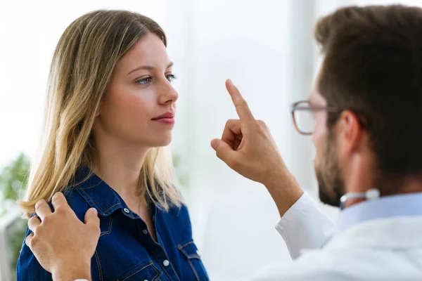 Shot Attractive Male Doctor Ophtalmologist Checking Eye Vision Beautiful Young — Stock Photo, Image