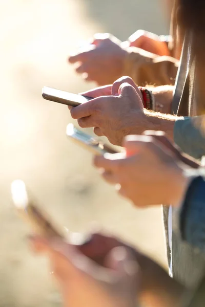 Close Young Group Friends Chatting Smartphone Street — Stok Foto