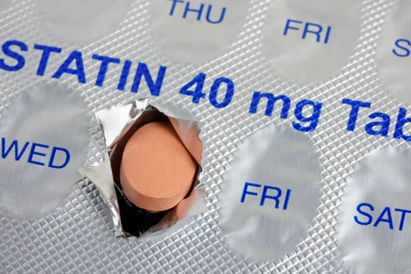 Bir statin tablet işaretli bir haftalık Vakumlu ambalaj gelişmekte olan