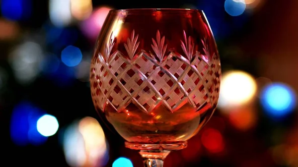 Bicchiere Vino Rosso Con Luci Bokeh Sullo Sfondo — Foto Stock