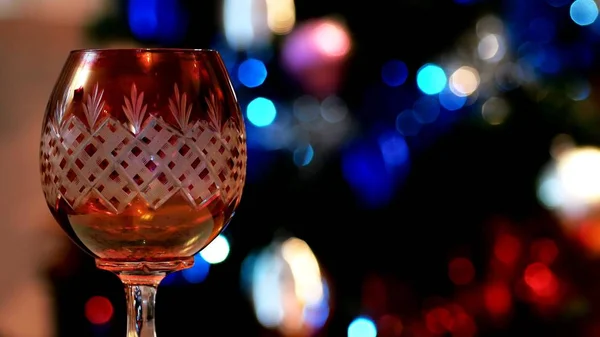 Bicchiere Vino Rosso Con Luci Bokeh Sullo Sfondo — Foto Stock