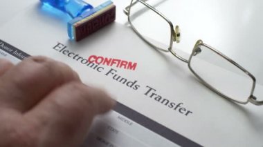 Elektronik fon transferi damga onaylamak