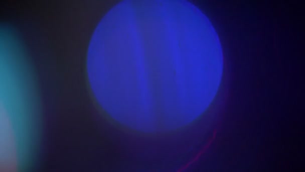 Πολύχρωμο φωτοβολίδα φακού με bokeh — Αρχείο Βίντεο