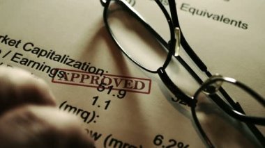 Finansal rapor damgasına parmak basma onaylandı