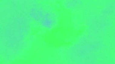 Yeşil ekranda zaman aşımı bulutları