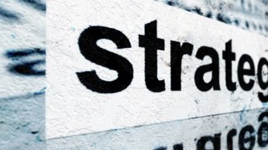 Grunge arkaplanı üzerine strateji metni