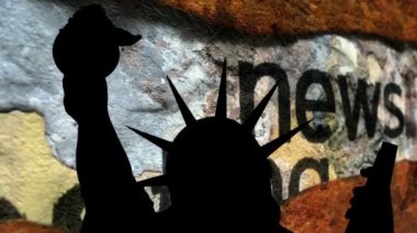 Kırık haber geçmişine karşı özgürlük heykeli