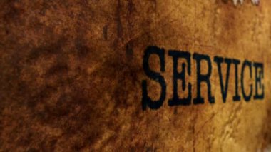 Servis grunge konsepti