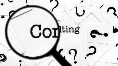 Soru İşaretleri ve Sözcükler Arasında Danışmanlık Aranıyor