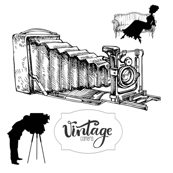Vintage Camera Hand Drawn Vector Illustration — Stock Vector