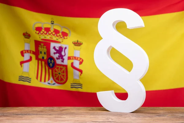 Close Paragraph Symbol Front Spain Flag — Stock Photo, Image