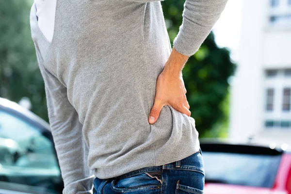 Mid Sectieweergave Van Een Man Die Lijden Aan Rugpijn — Stockfoto