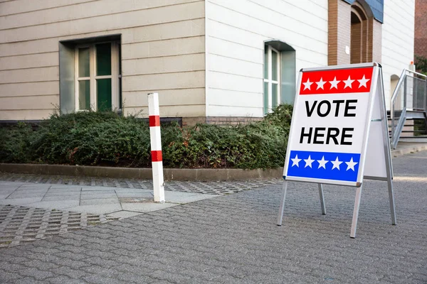 Local Votação Vote Aqui Assine White Board House — Fotografia de Stock