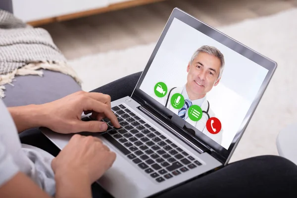 Close Man Hand Video Conferencing Doctor Laptop — Stock Photo, Image
