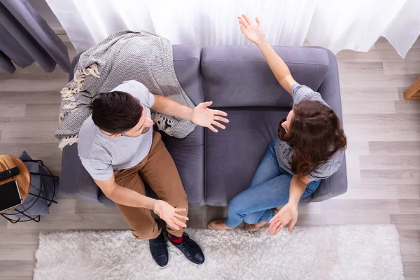 Close Aggressive Wife Fighting His Husband Home — Stock Photo, Image