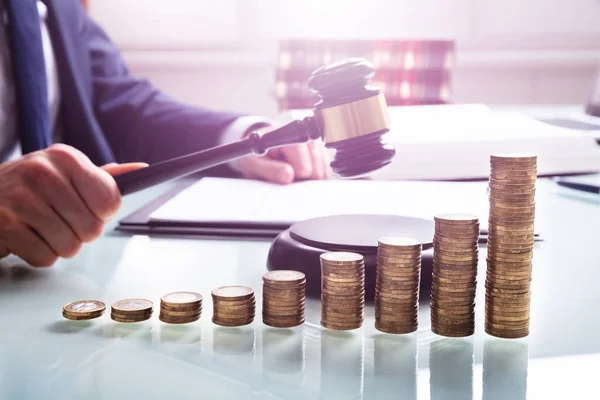 Close Judge Hand Hitting Mallet Sound Block Front Stacked Coins — Stock Photo, Image