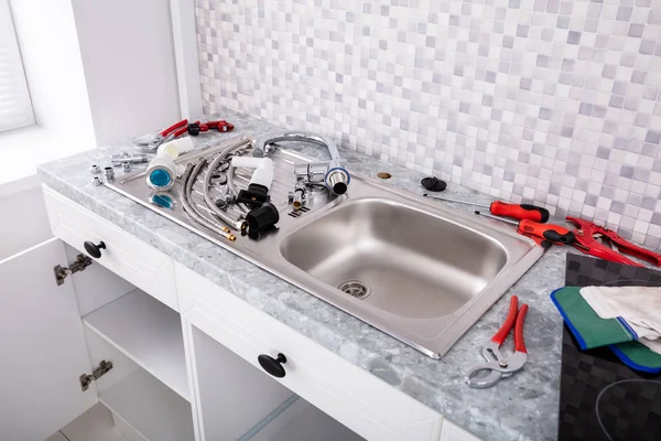 Installation Stainless Steel Sink Kitchen — Stock Photo, Image