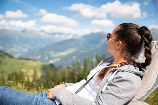 Woman Relaxing Sun Lounger Mountains — Stock Photo, Image