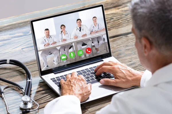 Close Doctor Having Video Conference Laptop Wooden Desk — Stock Photo, Image