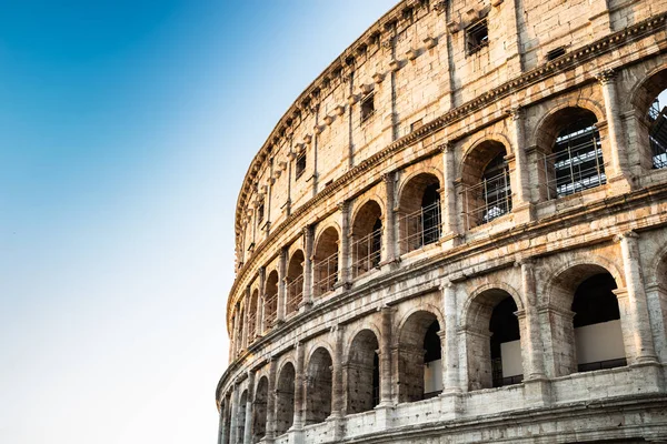 Koloseum Zewnętrzne Słoneczny Letni Dzień Rzymie Włochy — Zdjęcie stockowe
