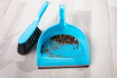 Katta kepçe ve fırça temizleme kiti