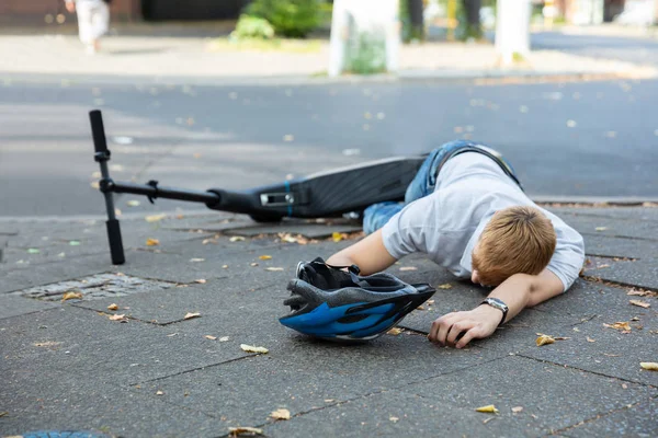 Unconscious Man Lying Concrete Street Accident Electric Scooter — Stock Photo, Image