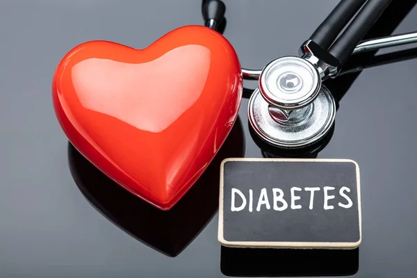 Diabete Stetoscopio Cuore Sulla Tavola Nera — Foto Stock