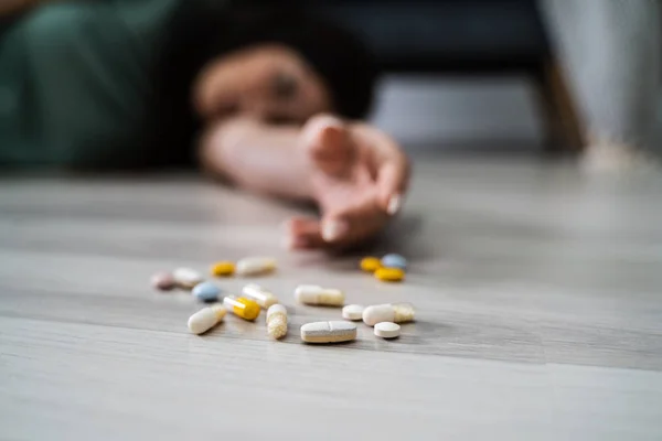 Drug Addicted Woman Reaching Medication Home — Stock Photo, Image