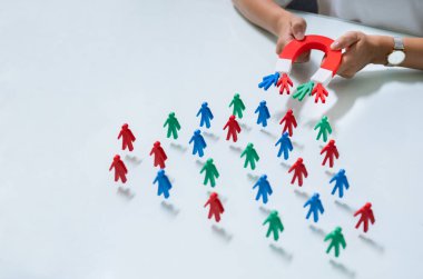 Manyetik Kurşun Üretimi. Müşteri Mıknatısla Çekilsin