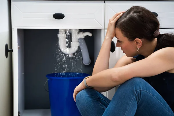 Pipe Leak Sink Kitchen Home — Stock Photo, Image