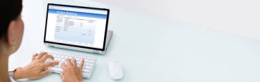 Çevrimiçi Bankacılık Dizüstü bilgisayar ekranı. İnternet Bankası