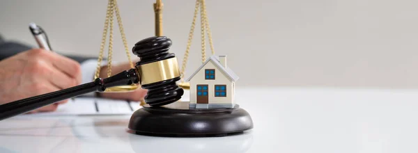 Real Estate Lawyer House Foreclosure Law — Stock Photo, Image