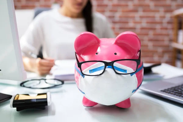 Экономия Денег Piggybank Бюджетирование Финансовый Аудит — стоковое фото