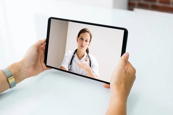 Video Conference Chat Doctor Tablet — Stock Photo, Image