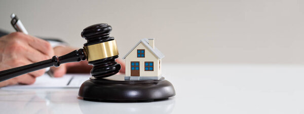 Real Estate Lawyer And House Foreclosure Law
