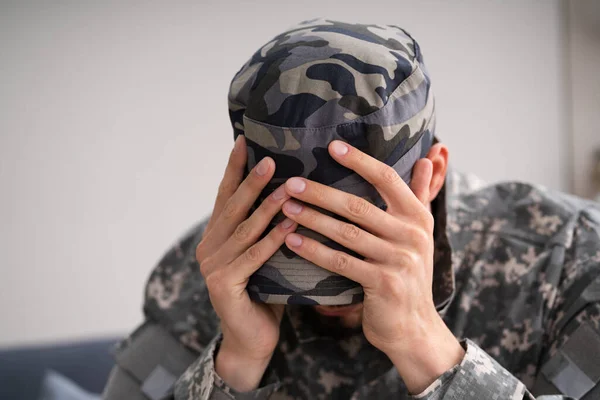 Esercito Militare Soldato Uniforme Con Stress Ptsd — Foto Stock