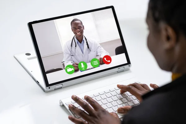 Mulher Fazendo Videoconferência Web Call Com Médico — Fotografia de Stock