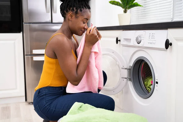 Smelling Washed Clothes Laundry Home — Stock Photo, Image