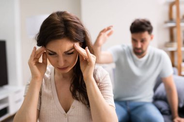 Mutsuz Stresli Çift Aile Tartışması Tartışması