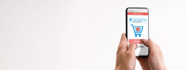 Çevrimiçi Ticaret Alışveriş Kontrol Cep Telefonundan