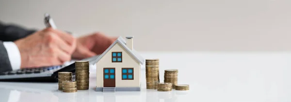 Estate Real House Pris Och Försäkring Skrivbordet — Stockfoto